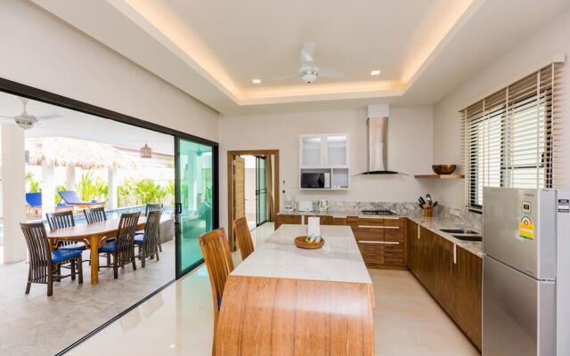 Blue Bird Villa