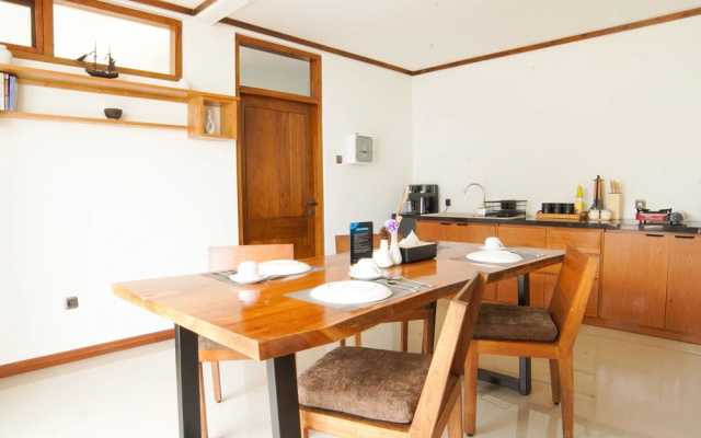 Ubu Villa Little Haven