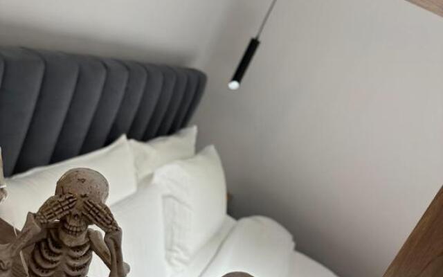 4SeasonsGea , Studio Apartment In Heart Of Tirana