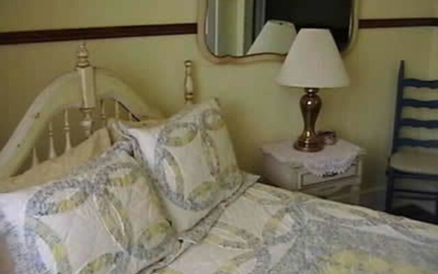 School House Inn Bed & Breakfast