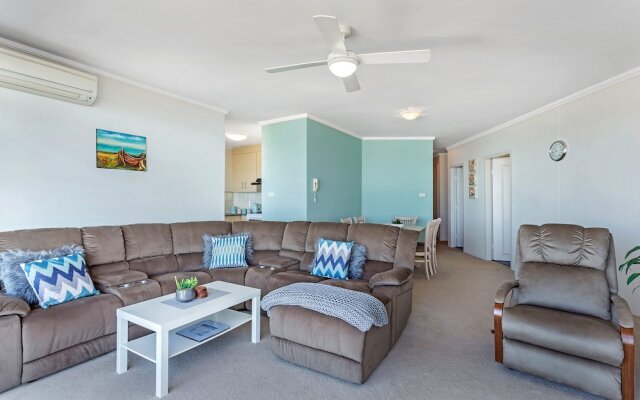 Triview, Unit 11/1-3 Mitchell Street