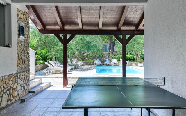 Holiday Home With Private Pool and spa