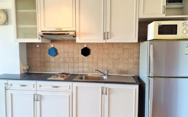 Large Studio Condo Jomtien