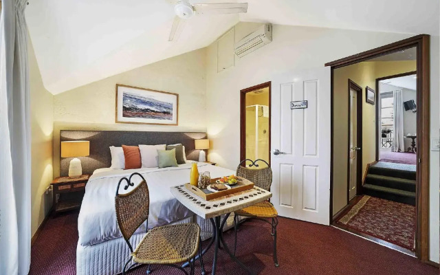 Port Mill Bed And Breakfast