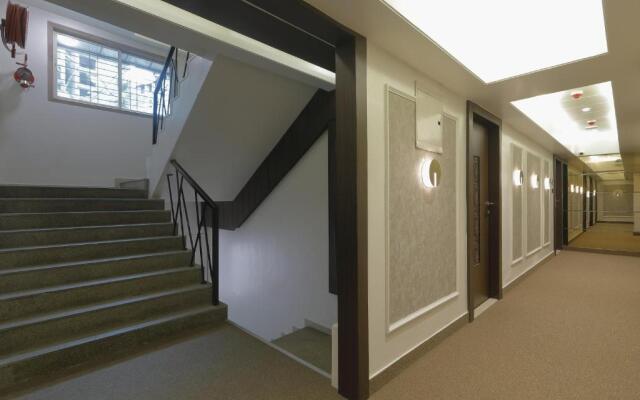 Hotel Ariana Residency