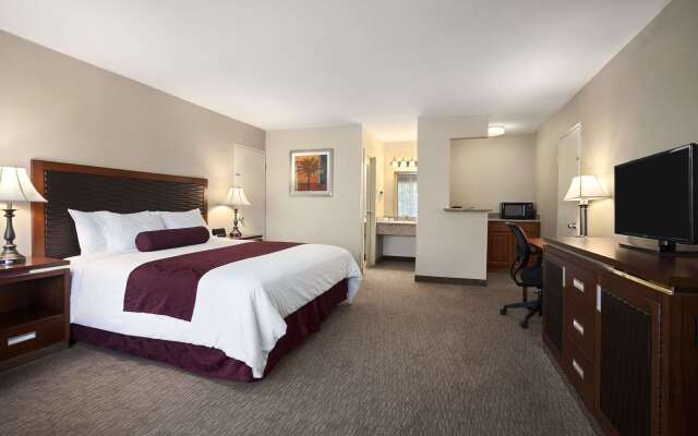 Ramada by Wyndham Sunnyvale/Silicon Valley