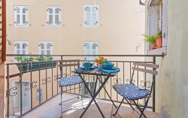 Degrassi Square Studio