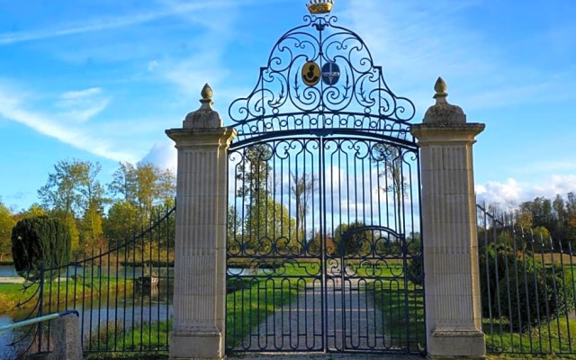 Chateau de Vitry-La-Ville