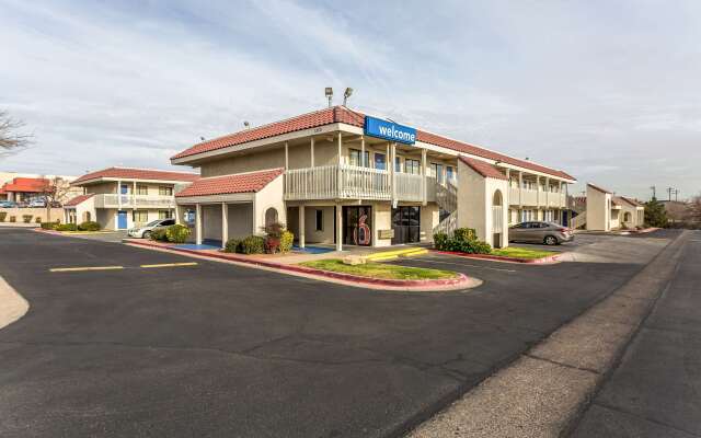 Motel 6 El Paso, TX - East