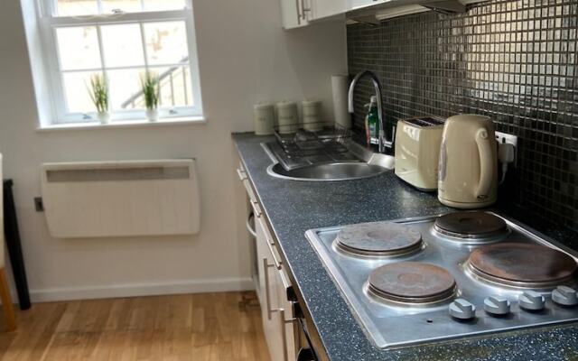 Modern 1 Bed Apartment