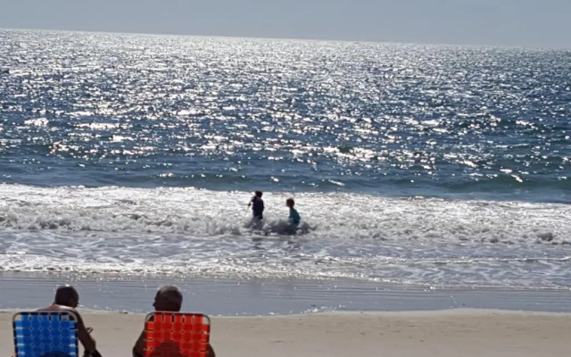 Lindo apartamento na praia de Mariscal Pé na areia