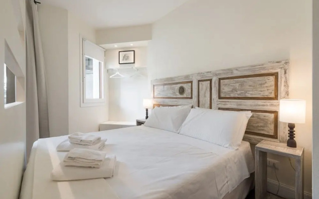 Suite & Room