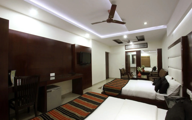 FabHotel Station 3