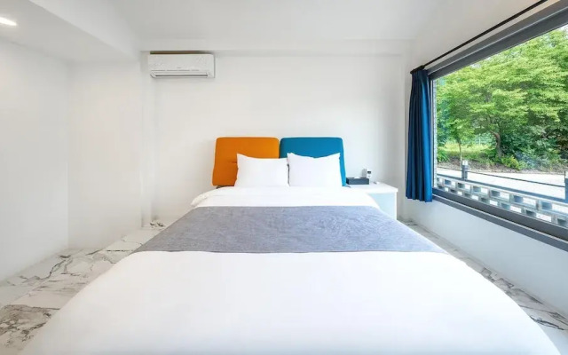 Gapyeong JH Poolvilla & Glamping