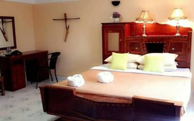 Small Hotel