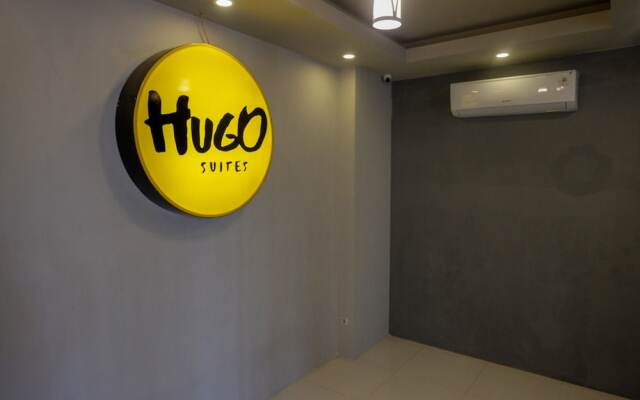 Hugo Suties by RedDoorz