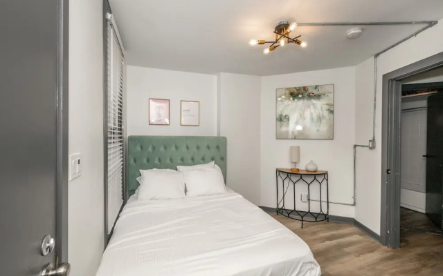 Mansfield Modern Oasis