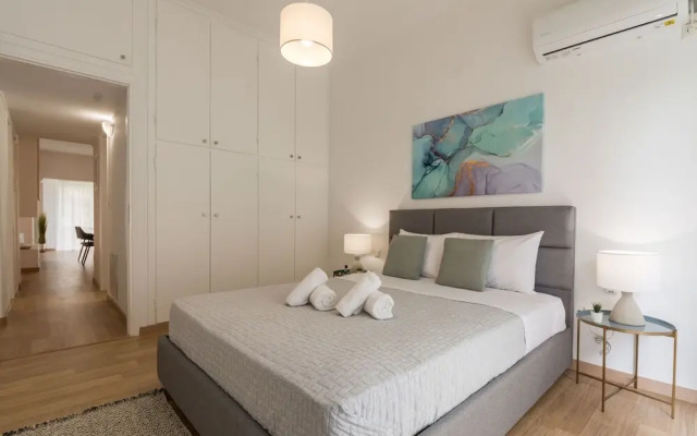 Mouson, Bright apartment next to the Sea