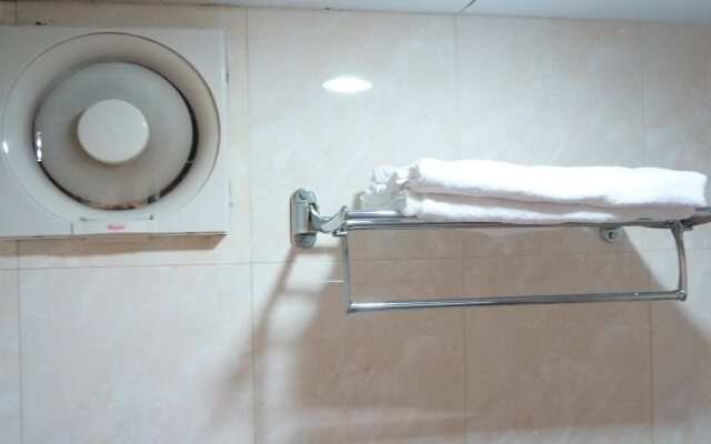 Yue Ka Hotel - 52-54 Argyle Street
