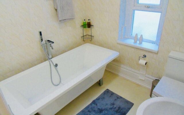 Willows - Cardiff Guest House