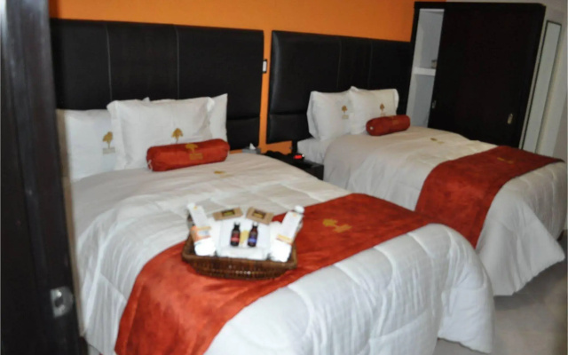 Hotel The Lit 13