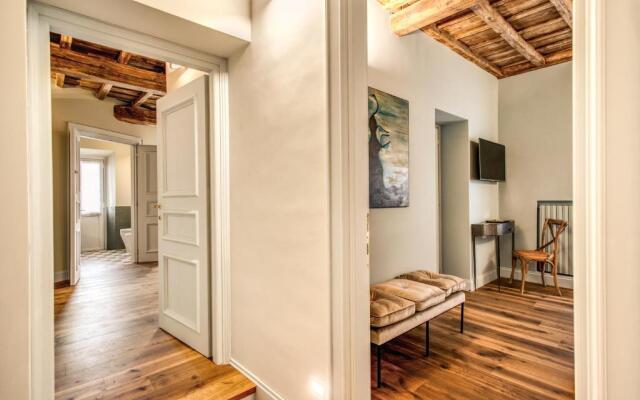 Febo Decharm apartment