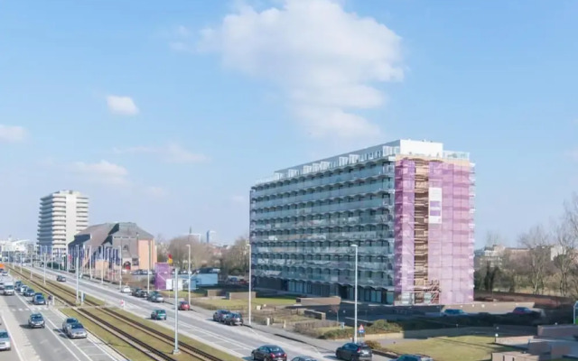 Apartment in Ostend by the Beach