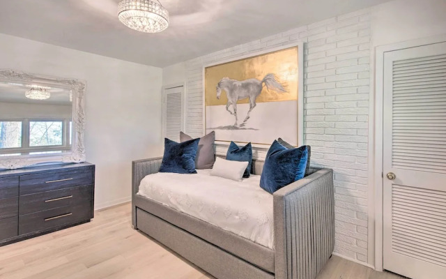 Peaceful Smyrna Home w/ Wood-burning Fire Pit