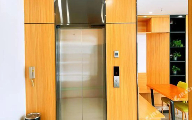 Yanxu Hotel(言序酒店(青岛石油大学店))