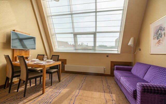 Crown Palace Apartments by Adrez