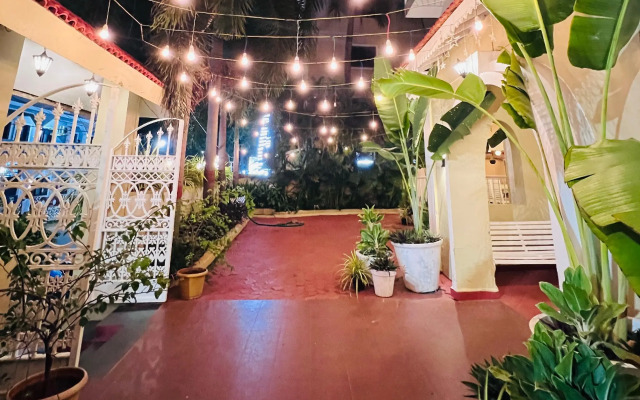 Rahi Coral Beach Resort
