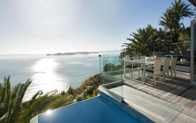 Cloud 9 Luxury Villa
