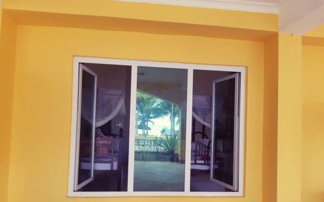 Bwejuu Beach Palm Villa
