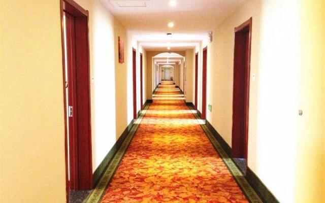 GreenTree Inn Jinan Gaoxin District Suncun New District Express Hotel