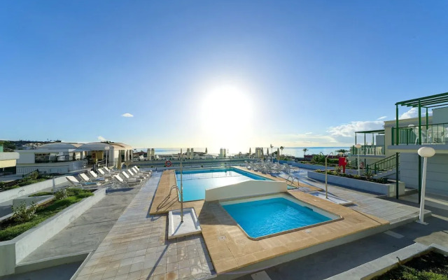Salt Apartments Green Ocean
