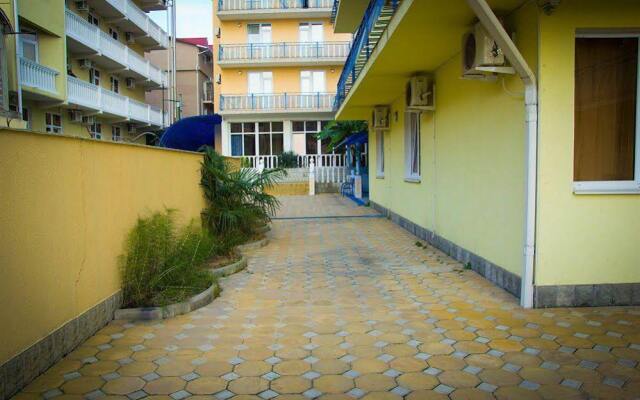 Marina Hotel