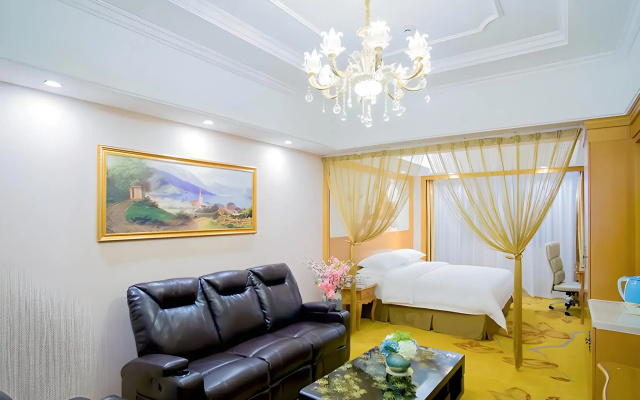 Vienna Hotel (Shanghai Songjiang Mall Miaoqian Street)