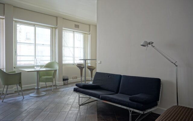 Champs-Elysés - Studio - Paris 8
