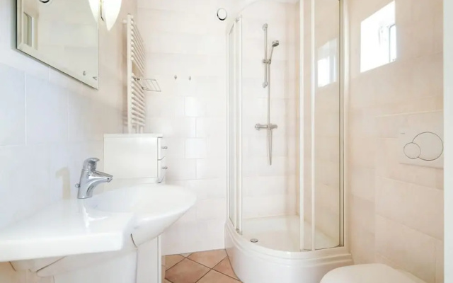 Pleasant Villa Near sea and Beach