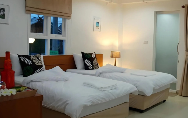Baan Ton Mai Apartment