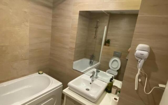 Lucas investment L3 -104