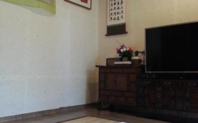 Hue Hanok Guesthouse