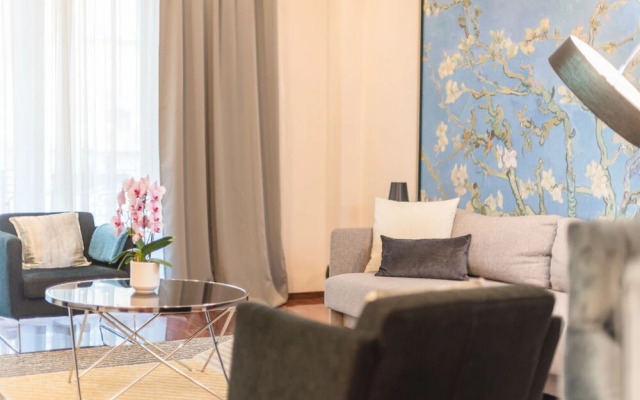 Oasis Apartments - Liberty Bridge