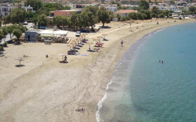 Porto Kea Suites