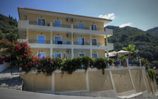 Alonakia