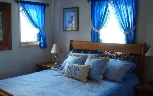 Morley's Acres Farm and Bed & Breakfast