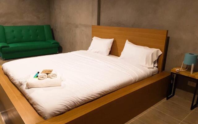 The Day Home Hotel