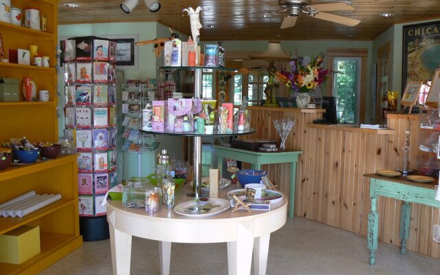 The Pines Motorlodge