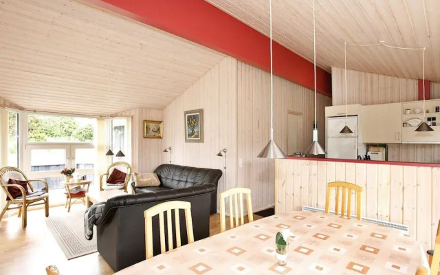 8 Person Holiday Home in Hadsund-by Traum