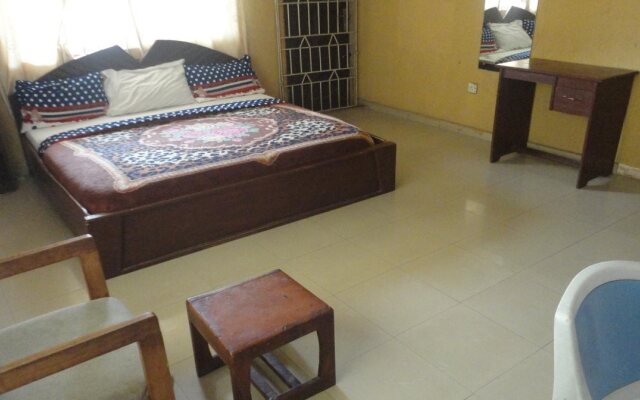 Phoenix Suites and Inn